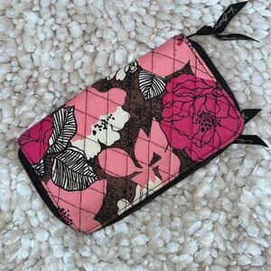 Vera‎ Bradley Mocha Rouge Floral Quilted Double ID Wallet Wristlet
